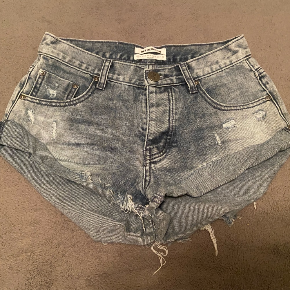 One Teaspoon bandit denim shorts size 22
